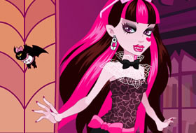 Monster High Series - Draculaura Dress Up