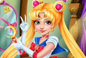 Rapunzel Sailor Moon Cosplay
